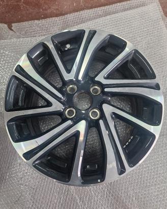 cerchio in lega suzuki Swift 