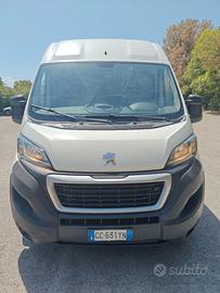 PEUGEOT Boxer 2.2 BlueHDi