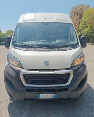 PEUGEOT Boxer 2.2 BlueHDi