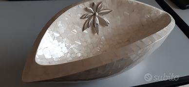 Centrotavola Sovrani in madreperla e argento