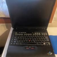 IBM ThinkPad A31 con processore pentium 4
