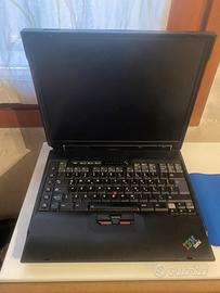 IBM ThinkPad A31 con processore pentium 4