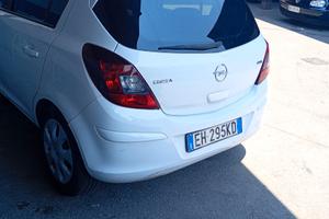 Opel Corsa del 2011 ..1300 diesel