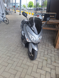 Yamaha T-MAX