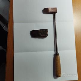 Antico saldatore a mazza in rame e testata .