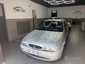 Ford Fiesta 1.2i 16V cat 5 porte Ghia