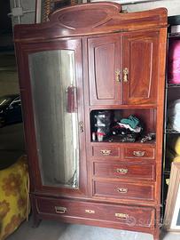 Mobile antico in Ciliegio