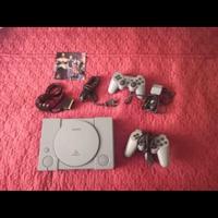 Ps1 originale completa con due joystick giochi