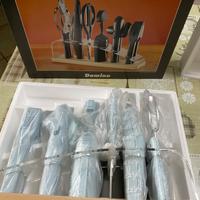 Set 6 pezzi Domino con base portautensili in legno