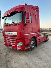 TRATTORE STRADALE DAF XF 480