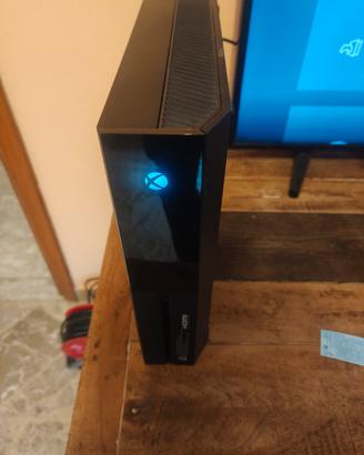 XBOX ONE modello 1540