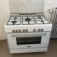 Cucina Elba a gas, con formo elettrico e 5 fuochi