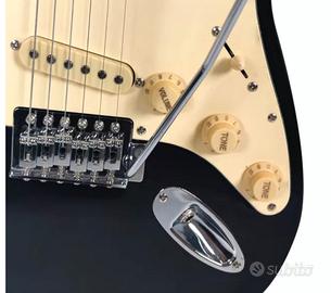 chitarra elettrica nera