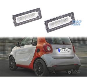 LUCI TARGA A LED PER SMART FORTWO