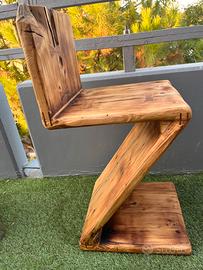 Sedia di design in legno a “Zig Zag”