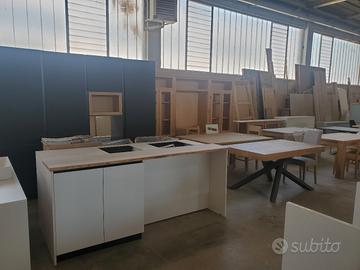 Mobili vari, svendita 