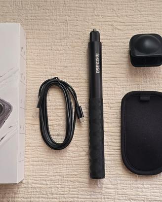 Insta360 X3 + selfie stick 114cm originale