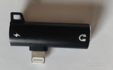 Spinotto sdoppiatore per iPhone (cuffie + USB)