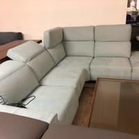 Svendita di 450 divani dal nostro magazzino