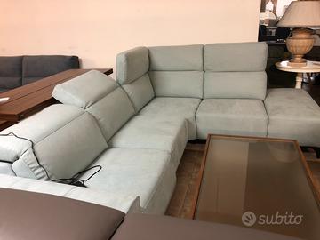 Svendita di 450 divani dal nostro magazzino