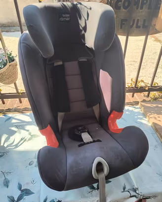 Seggiolino auto Britax Romer Advansafix RM 9-36kg