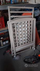 Lettino per bambini in legno con materasso