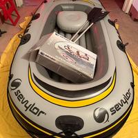 Gommone gonfiabile a remi