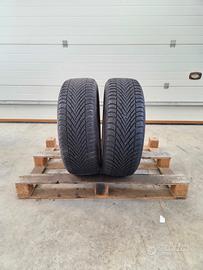 2 gomme Pirelli termiche 225 55 18 seminuove
