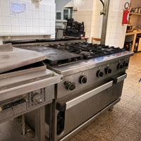 Piano cottura professionale 8 fuochi + piastra