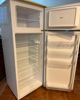 Frigorifero Smeg con congelatore – funzionante