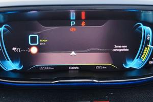 STUPENDA PEUGEOT 3008 1.6 eat8 GT Hybrid