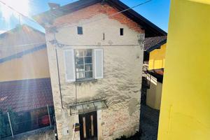 Casa con rustico in centro paese