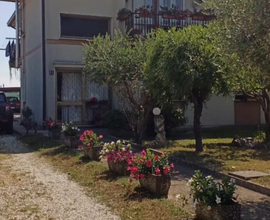 Casa con giardino e garage Trambacche di Veggiano