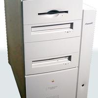 Mac 8600/250 con PhotoShop e A.I. con licenza