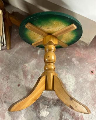 Tavolo tondo con base in legno