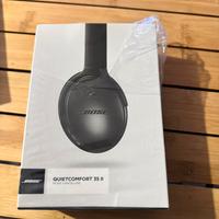 Bose QuietComfort 35 II di colore nero