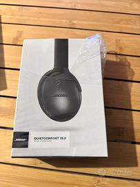 Bose QuietComfort 35 II di colore nero
