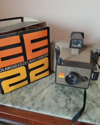 Polaroid EE22