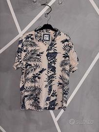 camicia hawaiana