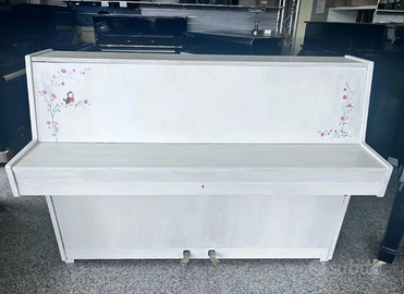 Hoffmann & Kuhne pianoforte acustico verticale