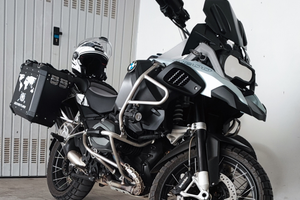 BMW GS 1200 adv