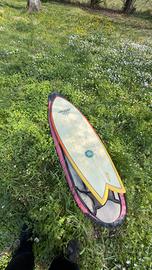 Tavola da Surf Cult Fish 5’8 + pinne e sacca