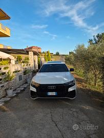 Audi Q8 Full Full