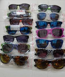 stock occhiali da sole.