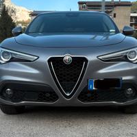 Alfa Romeo Stelvio Q4 190cv 2.2. Eccellenti cond.