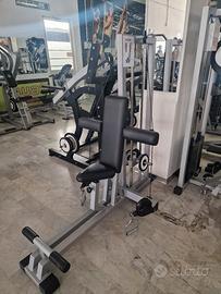 Attrezzo per palestra allenamento bicipiti e altro