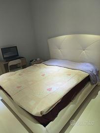 Letto contenitore matrimoniale