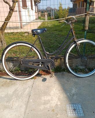 biciclette varie epoca vintage dei ciocc legnano 