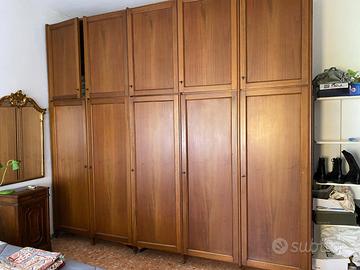 Armadio in legno
