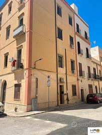 Bilocale non arredato 2 piano s.a. Trapani centro